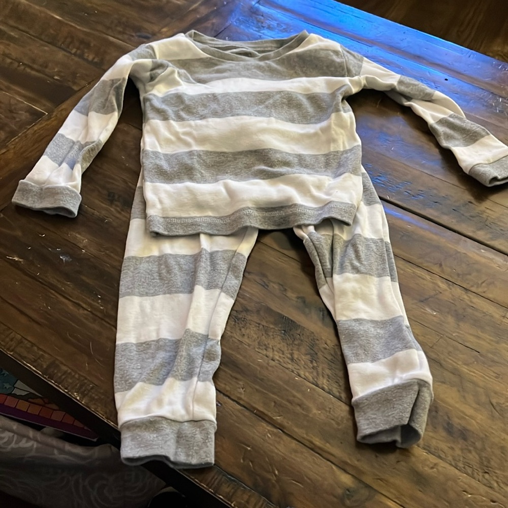 2T Burt’s Bees Grey/White Stripe Pajamas